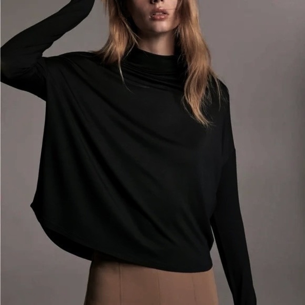 Aritzia Babaton Seaton Turtleneck Dolman Long Sleeve Top Size M Black Relaxed